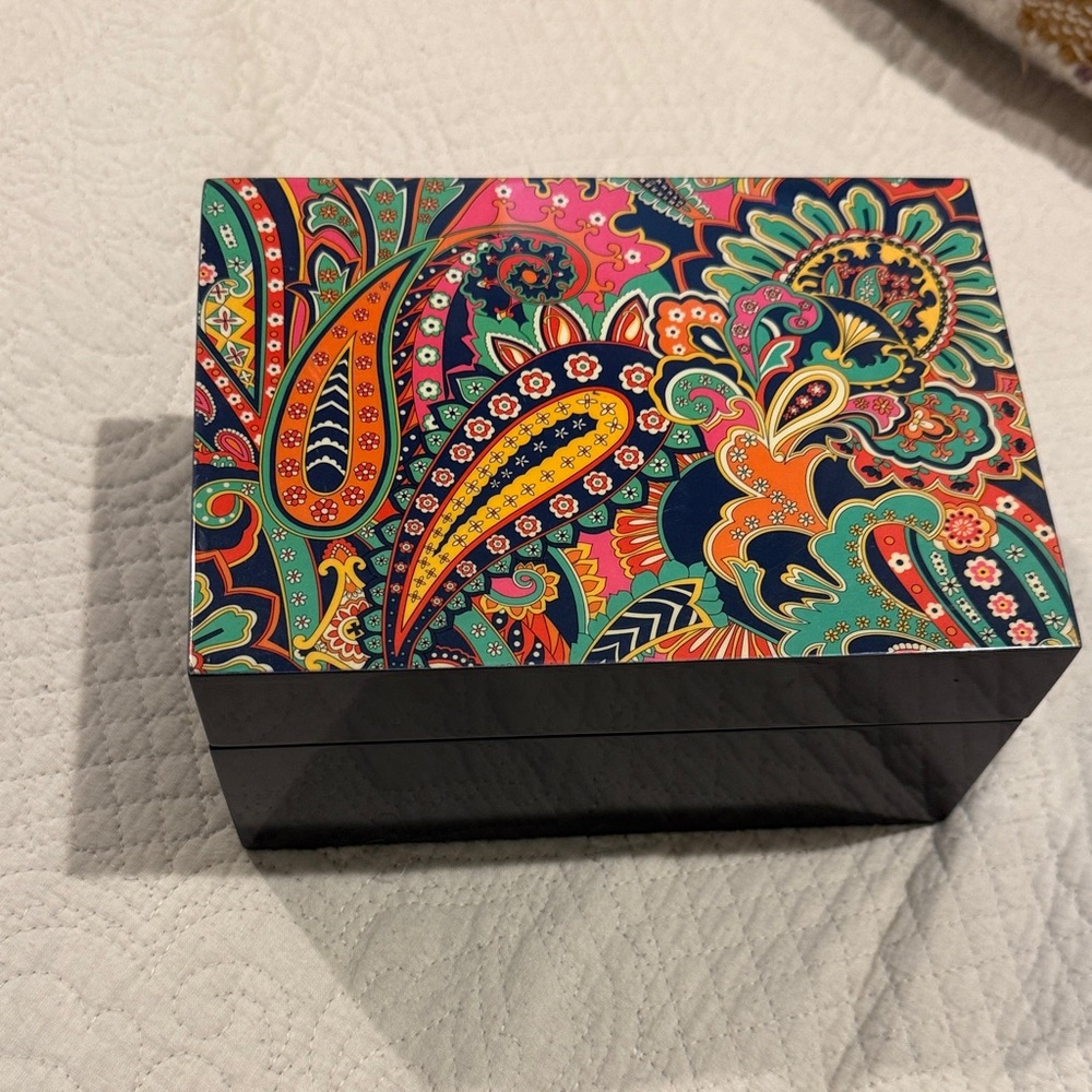 Vera Bradley Jewlery Box